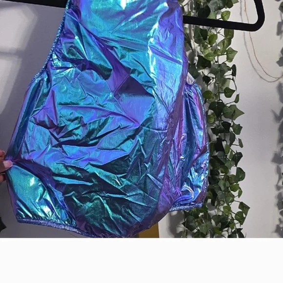 AKIRA Iridescent Blue and Purple Women's Top - Picture 5 of 6